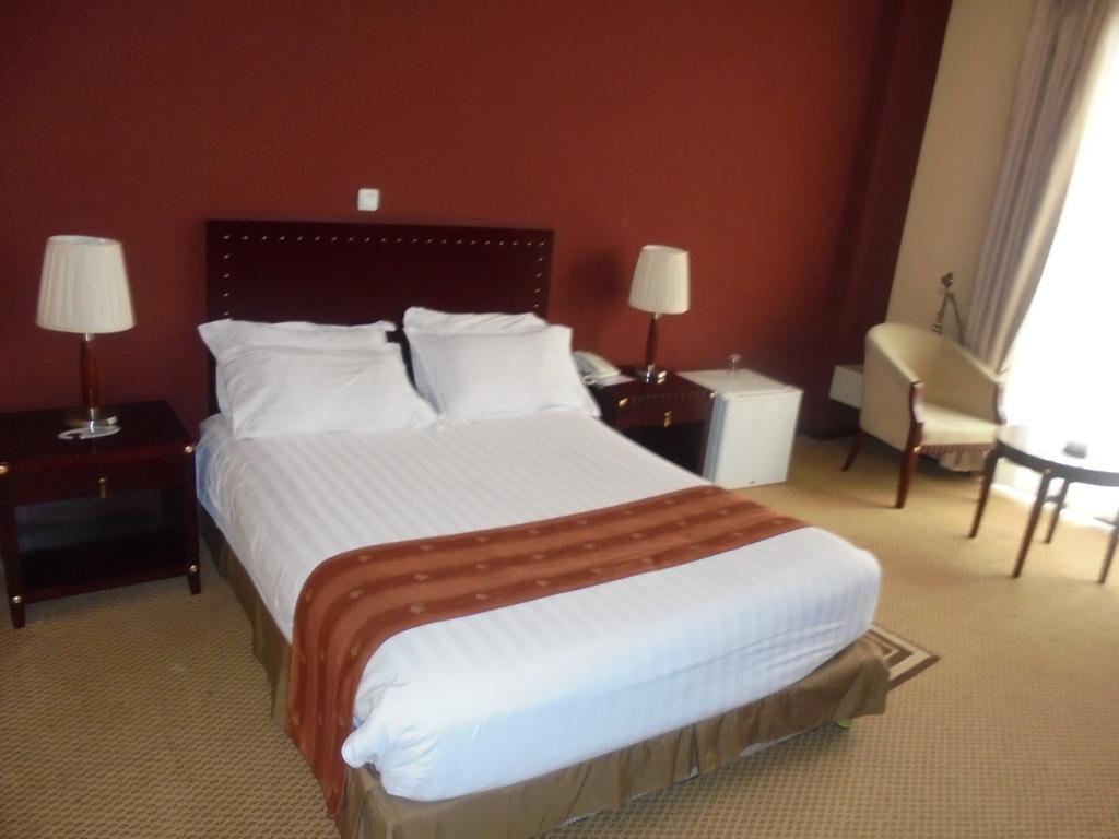 Soramba Hotel Business Plc Addis Abeba Exteriér fotografie