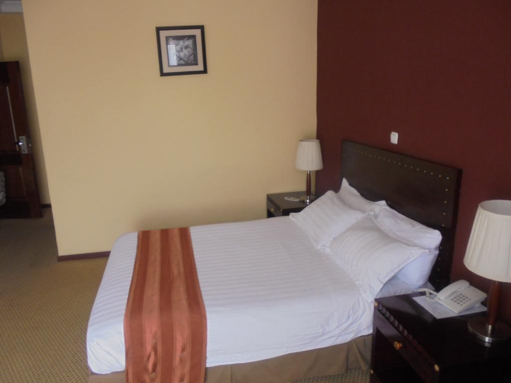 Soramba Hotel Business Plc Addis Abeba Exteriér fotografie